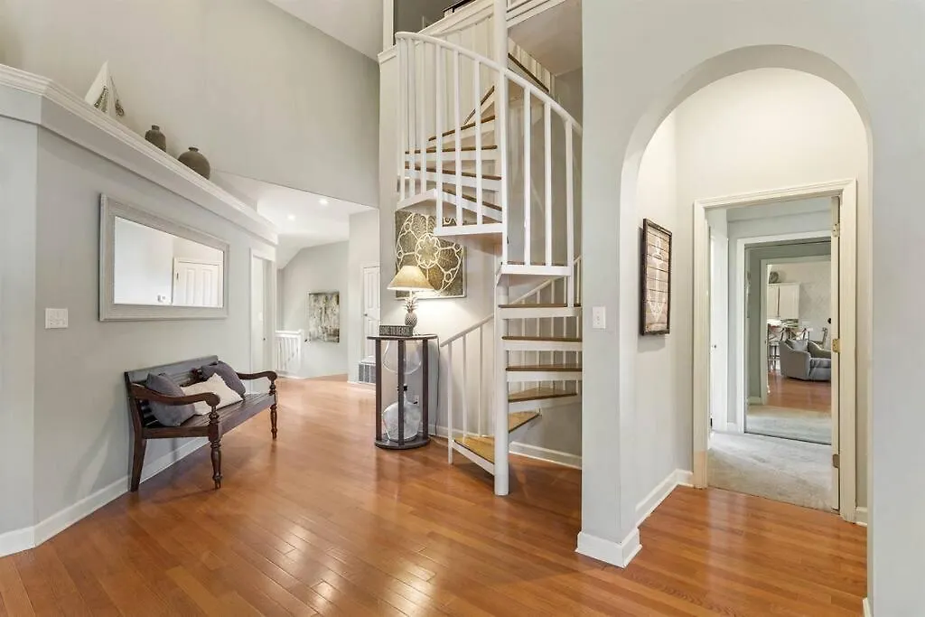 Apartment 4 Bedroom - 3 Ba Townhouse Walkable To Pool Destin